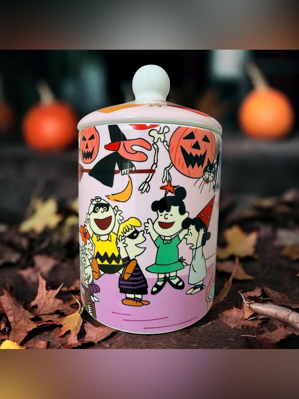 Peanuts Gang Snoopy Halloween Party Scene Canister Cookie Jar Ceramic Pink NWT